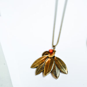 Collier nénuphar